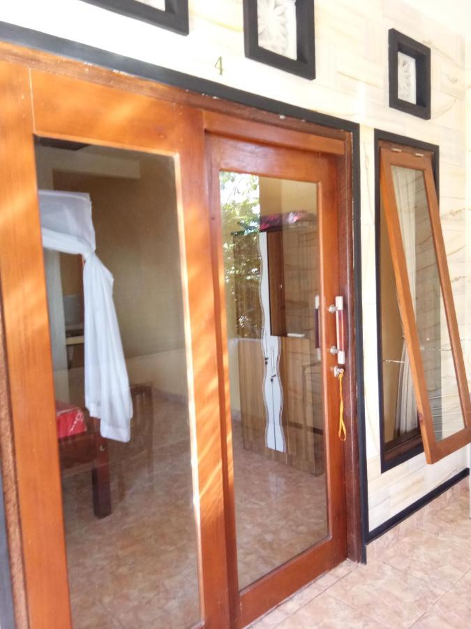Sudi Homestay Amed Esterno foto