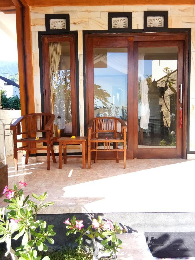 Sudi Homestay Amed Esterno foto