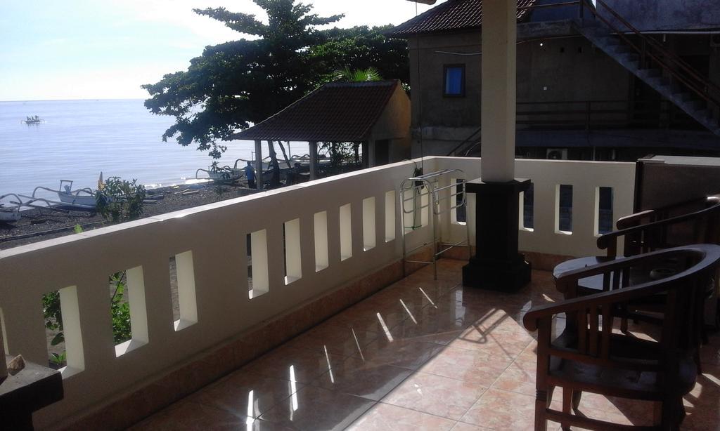 Sudi Homestay Amed Esterno foto
