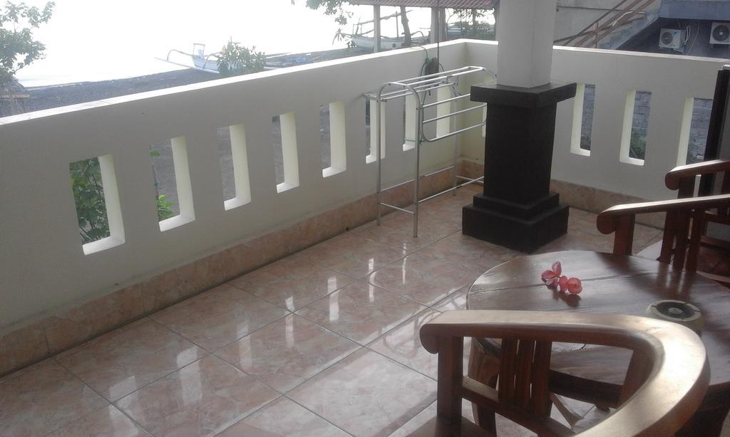 Sudi Homestay Amed Esterno foto