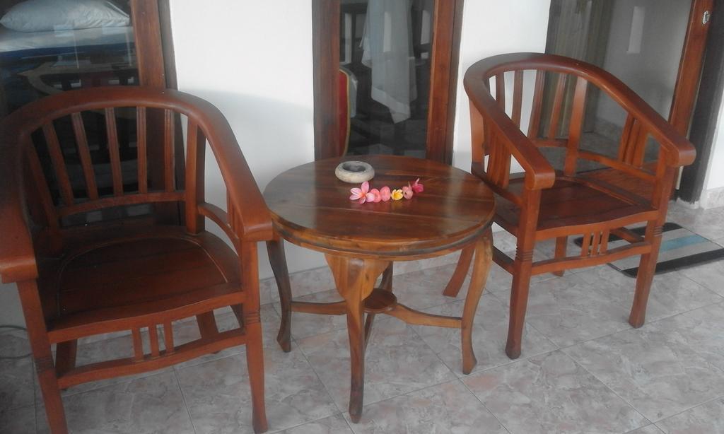 Sudi Homestay Amed Esterno foto