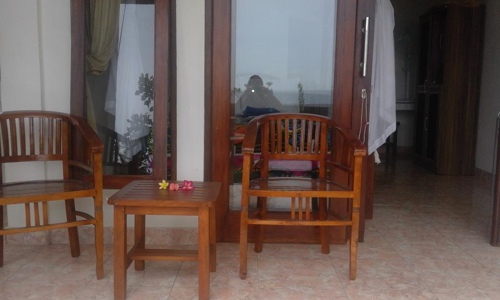 Sudi Homestay Amed Esterno foto