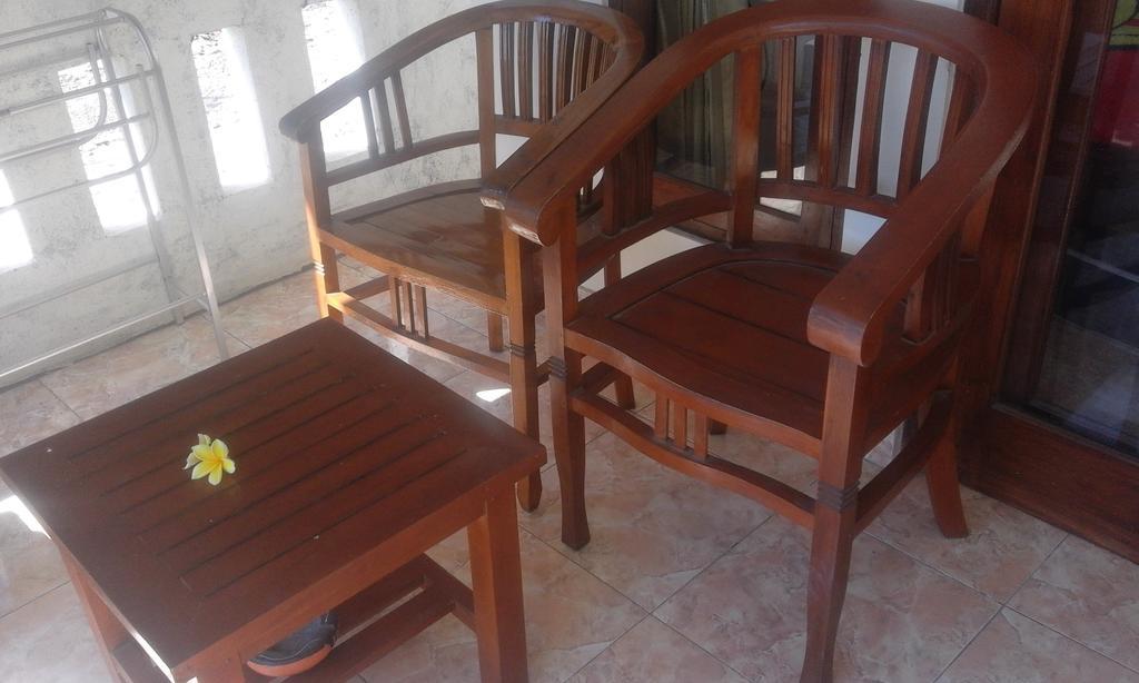 Sudi Homestay Amed Esterno foto